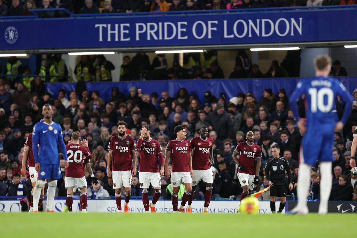 安博体育网站-刚刚！塞维利亚今夜迎来里程碑阿森纳清晨防线松动，库里赛事官方发布失利新规的简单介绍