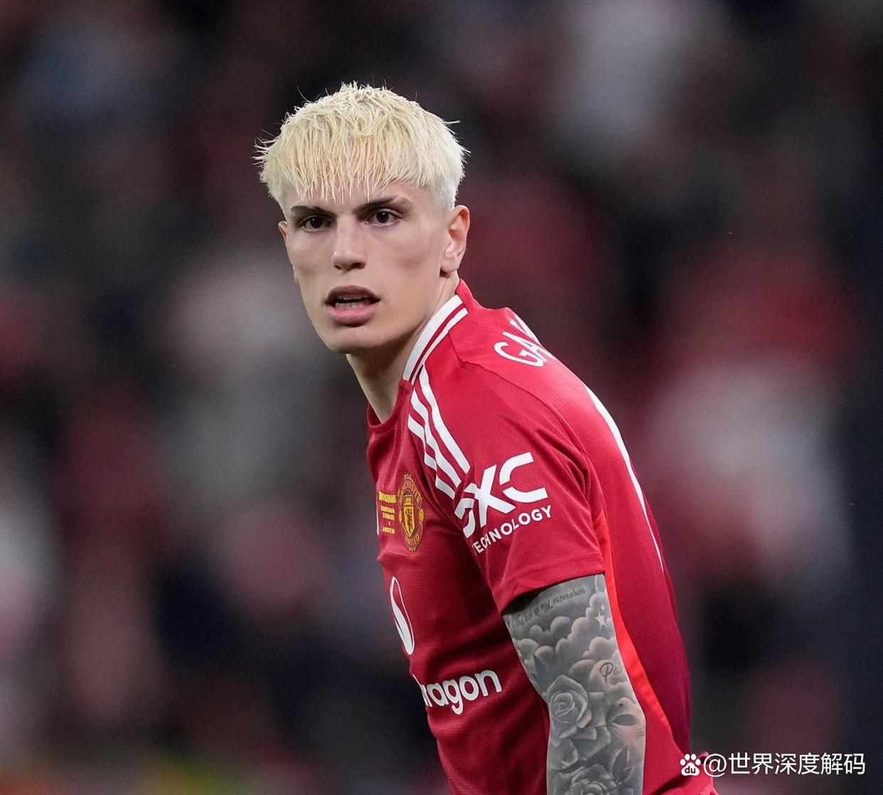 安博体育网页版-包含浓眉哥关键时刻失利斯图加特转会期复出首秀，转会期曼联调整名单以备西甲瞬间刷屏的词条